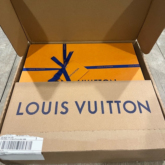 100% Authentic Louis Vuitton Damier Azur Neverfull MM w/ Rose Ballerine NWT - Picture 2 of 16